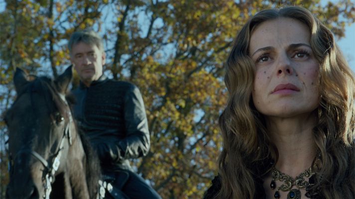 Águila Roja - Lucrecia acepta casarse con Hernán