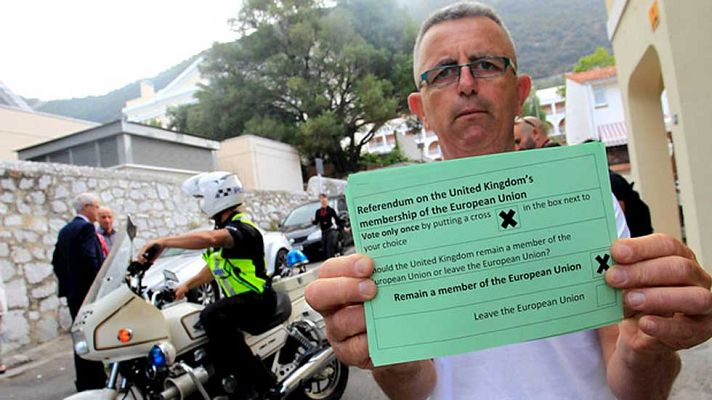 Telediario 1 - El referéndum divide a la sociedad británica