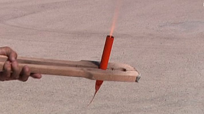 España Directo - Fabricando petardos