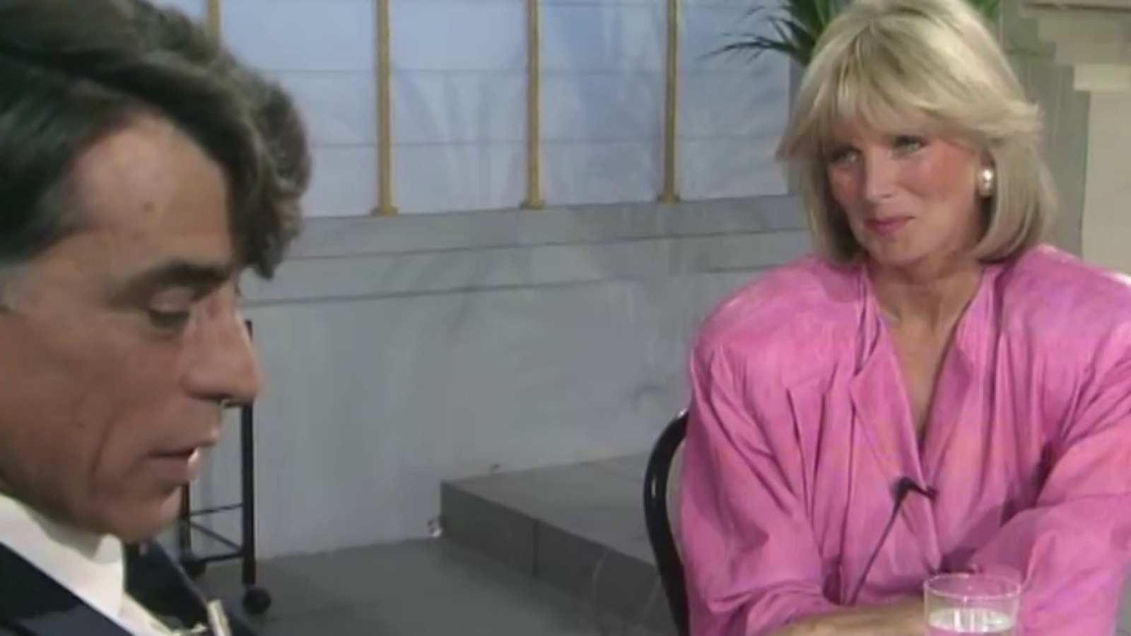 Por la mañana - Linda Evans