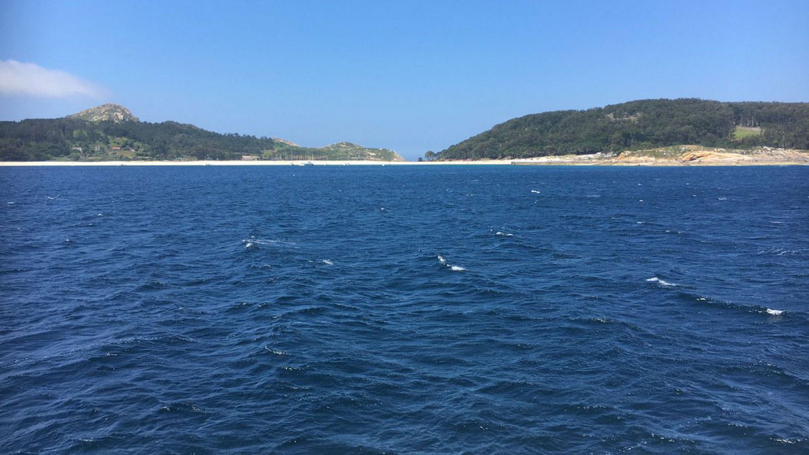 Colas para visitar las Islas Cíes