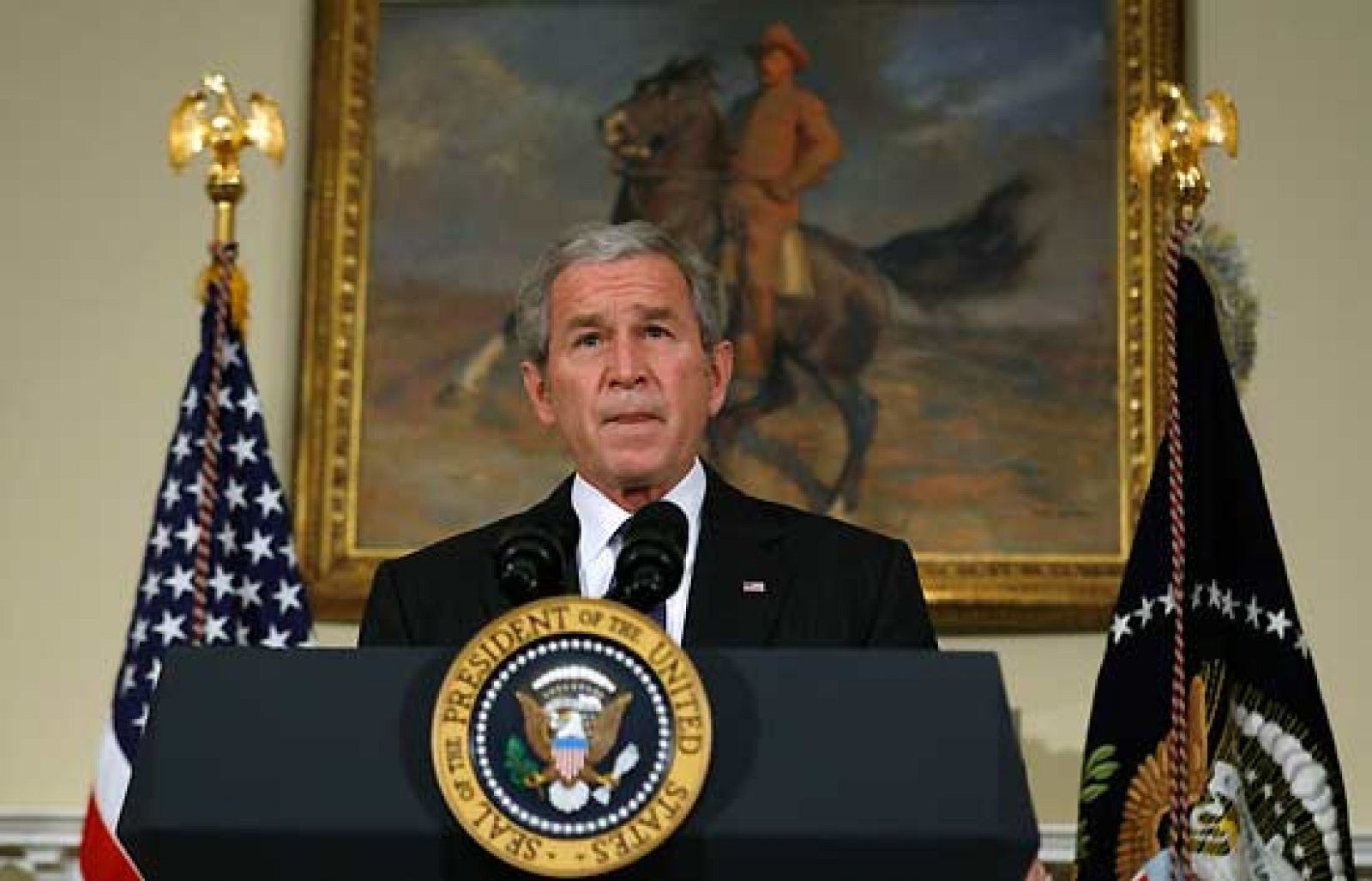 Bush inyecta 17.400 millones al sector del motor | Ver