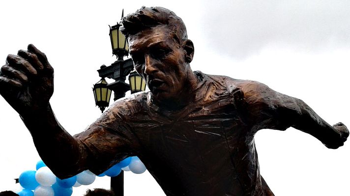 Telediario 1 - Los campeones del Mundial México'86 piden a Messi que siga en la selección
