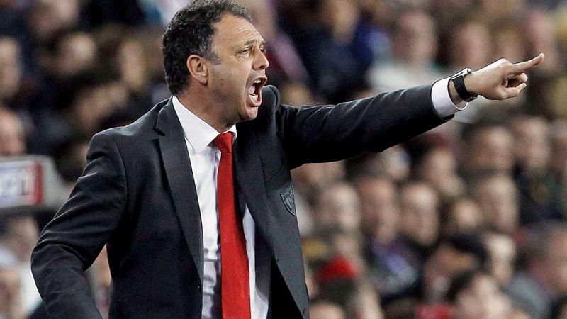 Alfaro y Prieto estuvieron a las órdenes de Joaquín Caparrós. Ahora evalúan las cualidades del máximo candidato a suceder a Del Bosque al frente de la selección española.