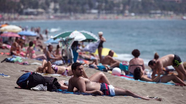 Telediario 1 - Para muchos es el primer día de las vacaciones de verano