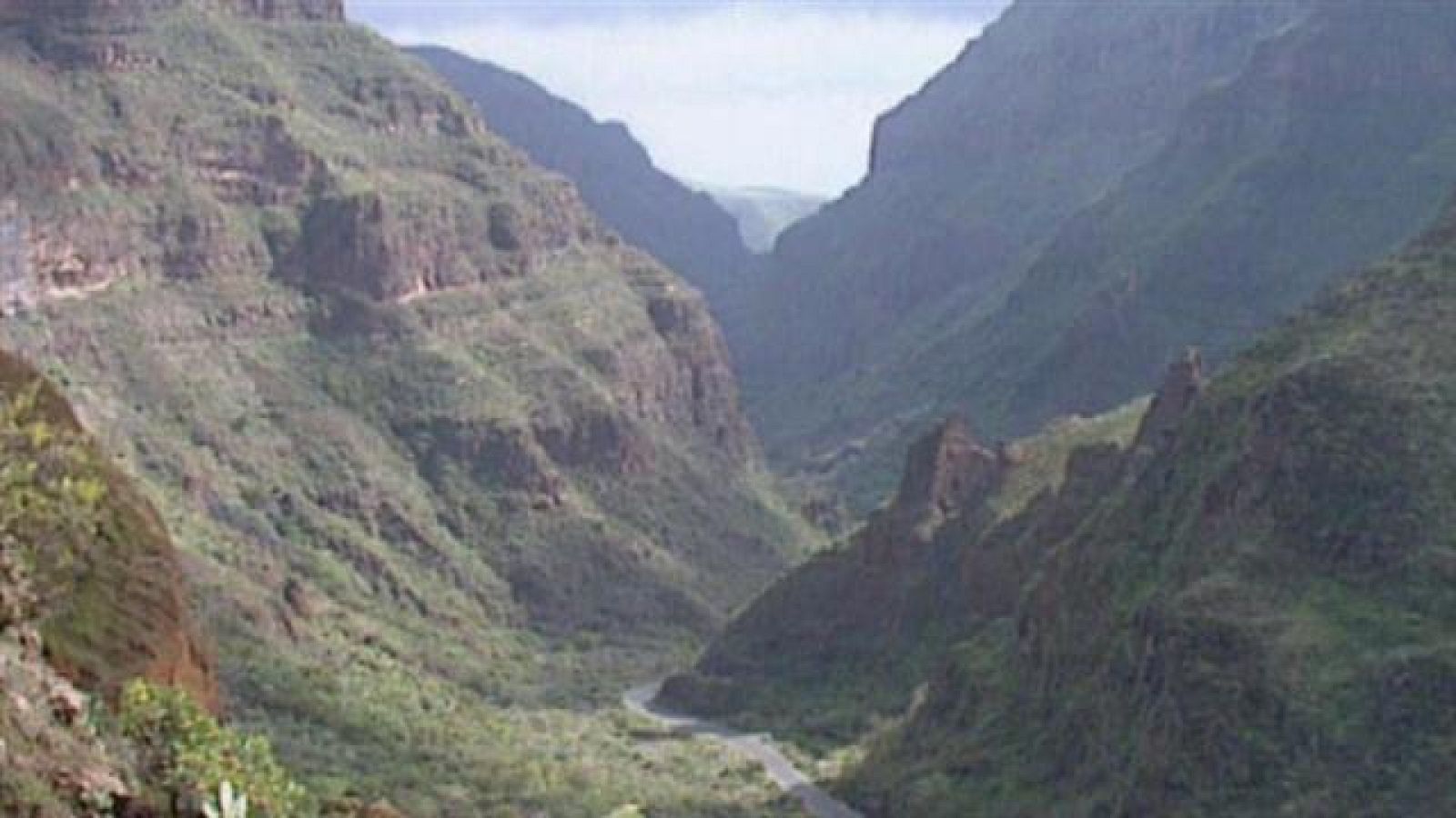 Senderos isleños - Sobre el pámpano roto