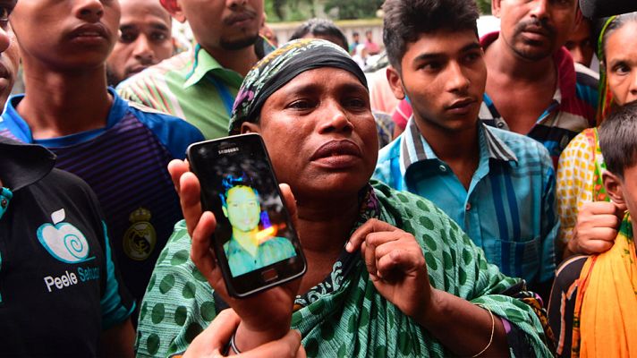 Telediario 1 - Nuevos datos sobre el ataque al restaurante de Bangladesh