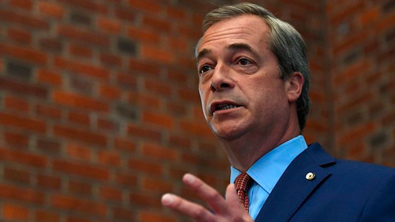 El eurófobo Nigel Farage dimite como líder del UKIP tras el triunfo del 'Brexit'