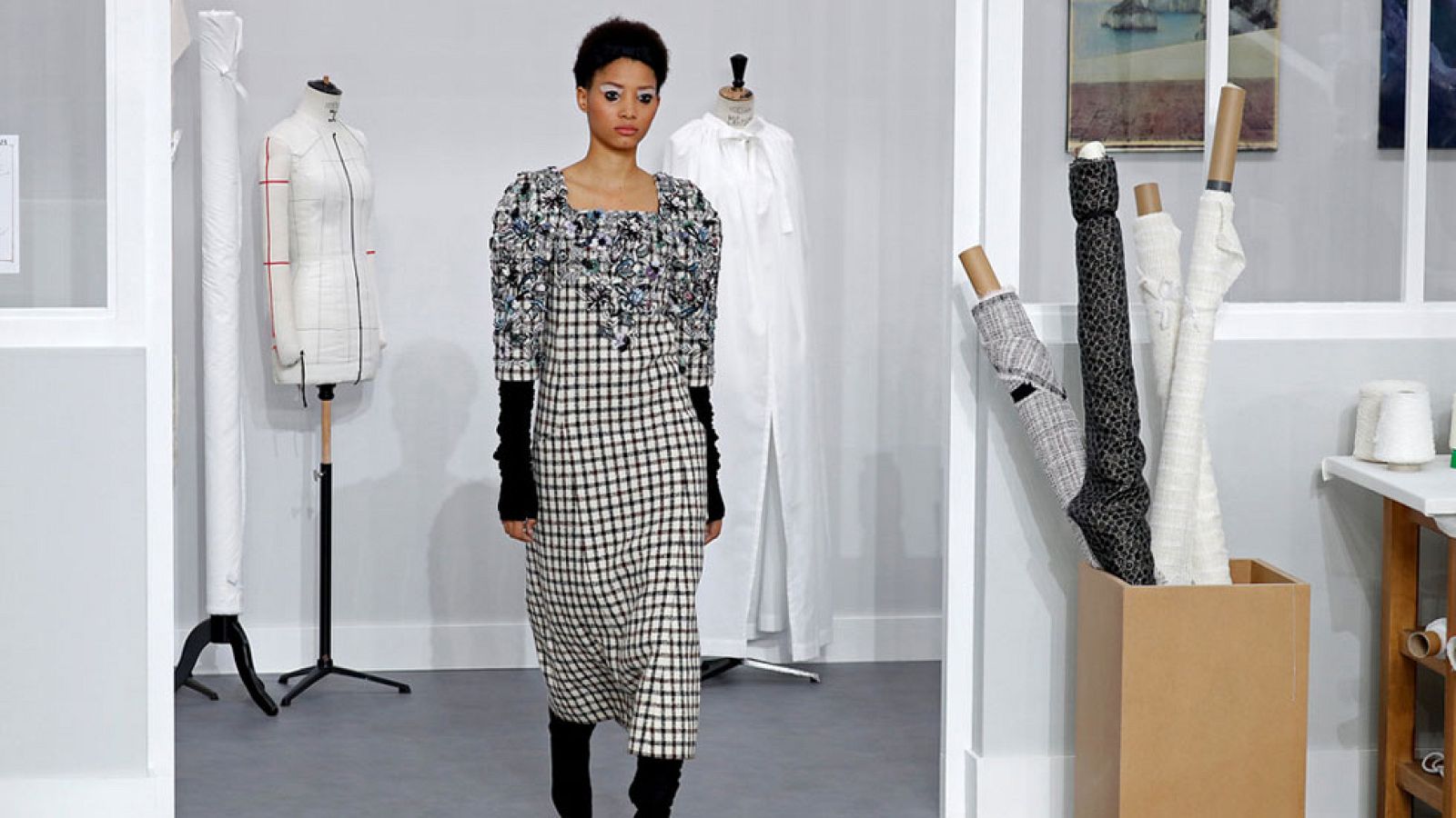 Dior, Versace y Giambatista Valli invaden la pasarela de la  Semana de la Alta Costura de París