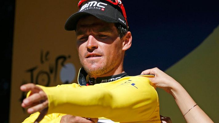 Telediario 1 - Van Avermaet se exhibe mientras los favoritos aprietan los dientes
