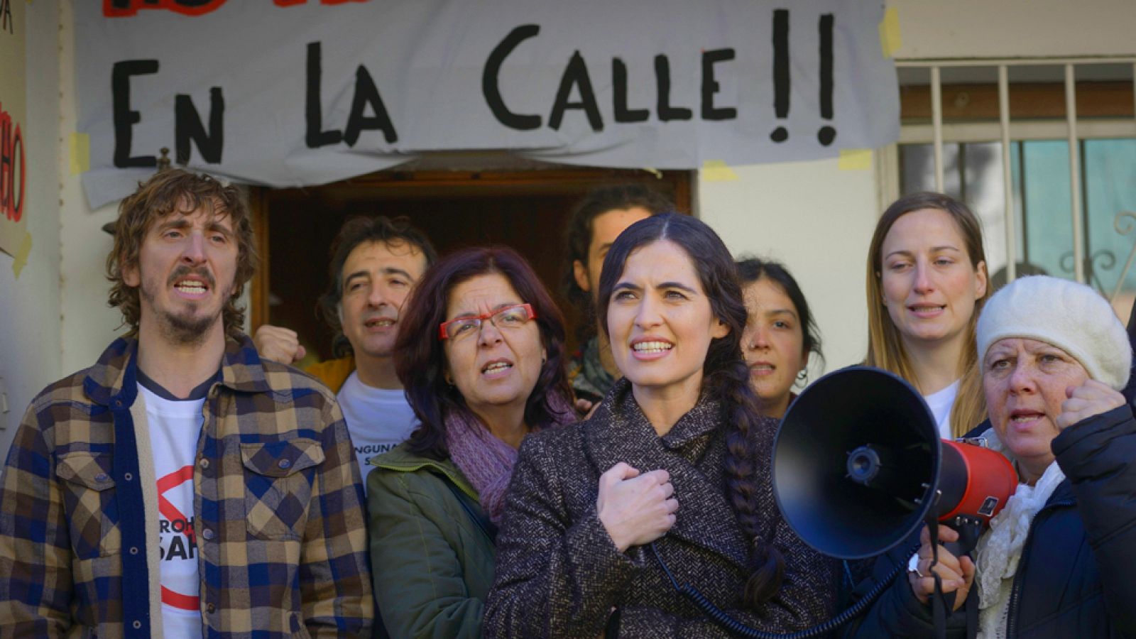 RTVE.es estrena el tráiler de 'Cerca de tu casa', el musical sobre la crisis | Ver