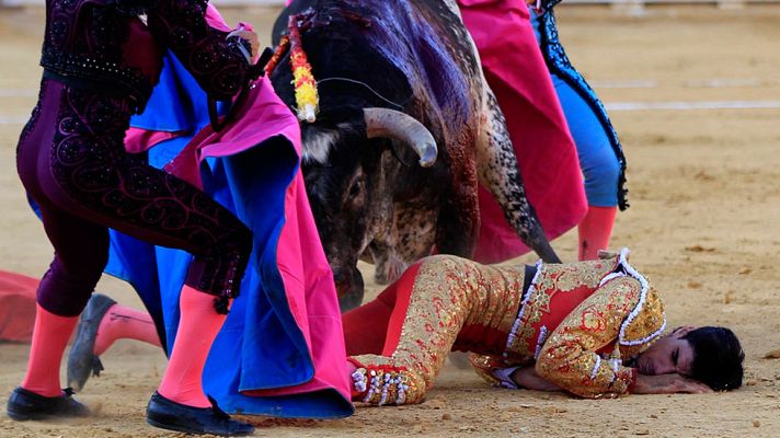 Telediario 1 - Velan el cadáver del torero Víctor Barrio