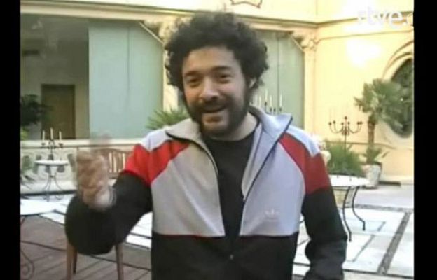 Amar en tiempos revueltos - Moisés te desea Feliz Navidad