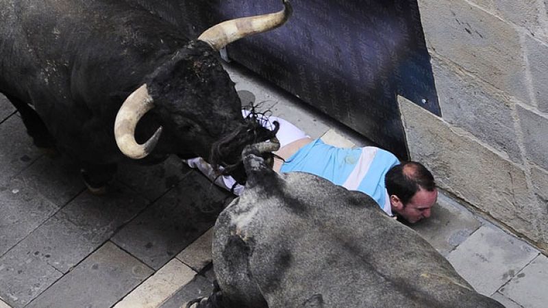 Vivie San Fermín - Las imágenes más espectaculares del encierro de los Miura