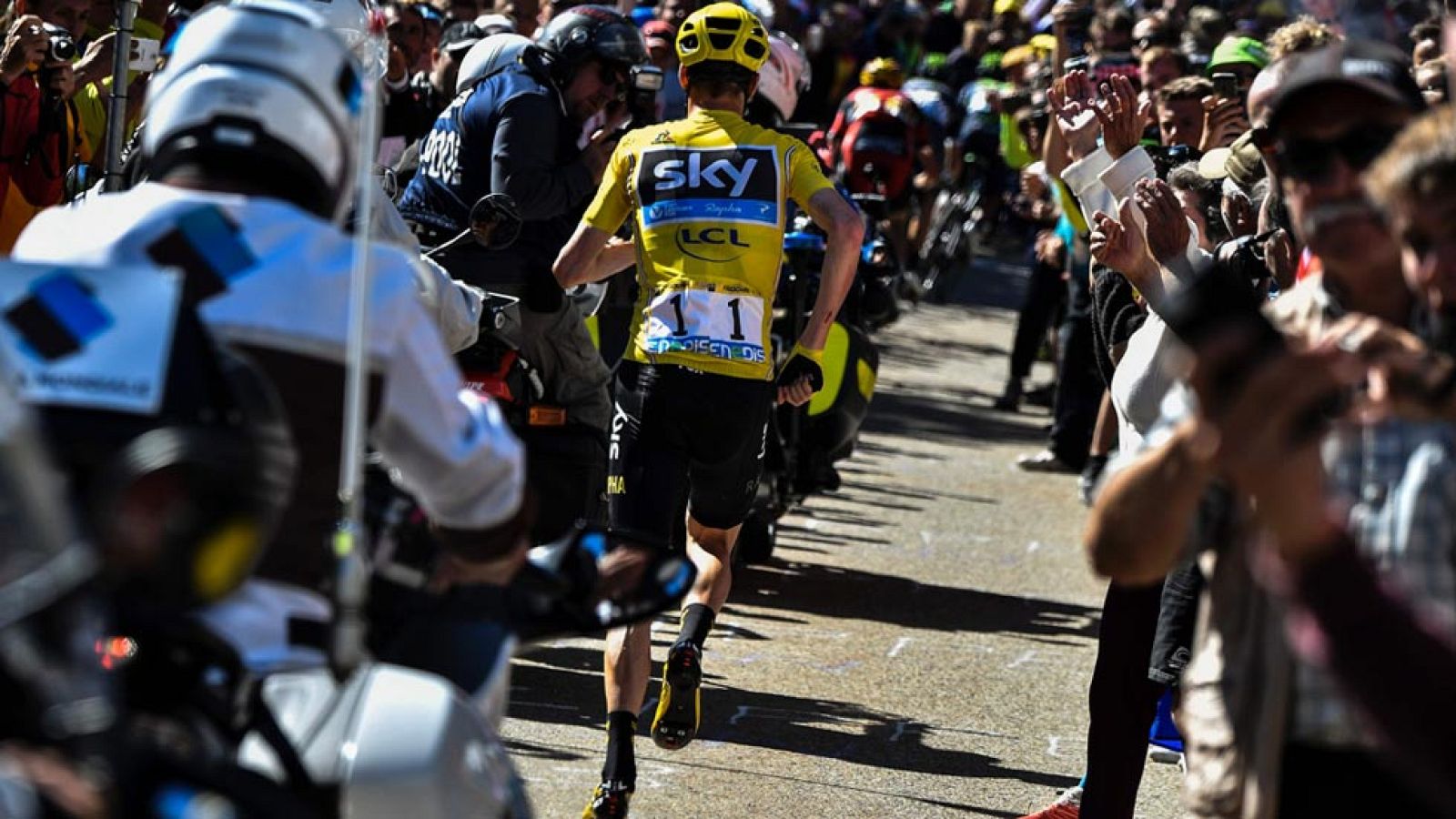 Una caída deja a Froome sin bici | Ver