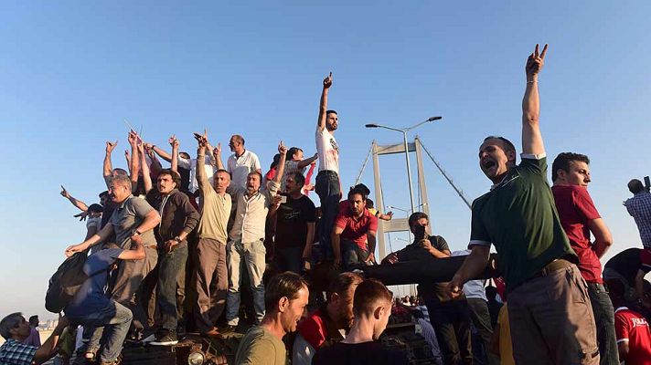 Informativo 24h - Fracasa el intento golpista en Turquía