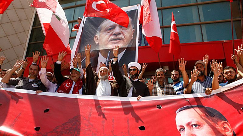 Los choques del Ejrcito con Erdogan y la inseguridad explican el golpe militar en Turqua