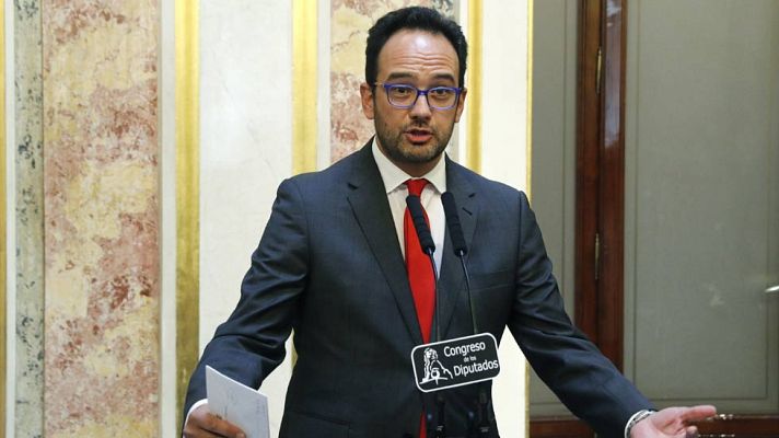 Telediario 1 - El PSOE cree que los nacionalistas "han abierto una senda" en apoyo a Rajoy