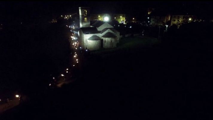 Aquí la Tierra - La fiesta del fuego