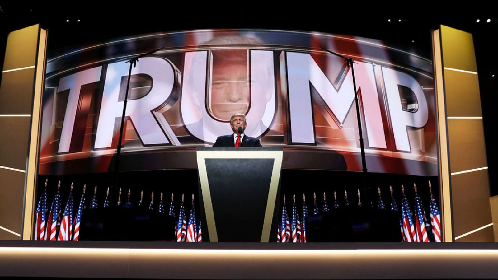 Donald Trump se postura como "el candidato de la ley y el orden"