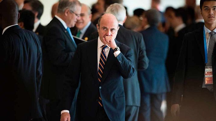 Informativo 24h - De Guindos cree que no habrá multa a España