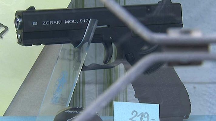 Telediario 1 - Debate en Alemania por la facilidad para obtener armas de fuego y por la integración intercultural