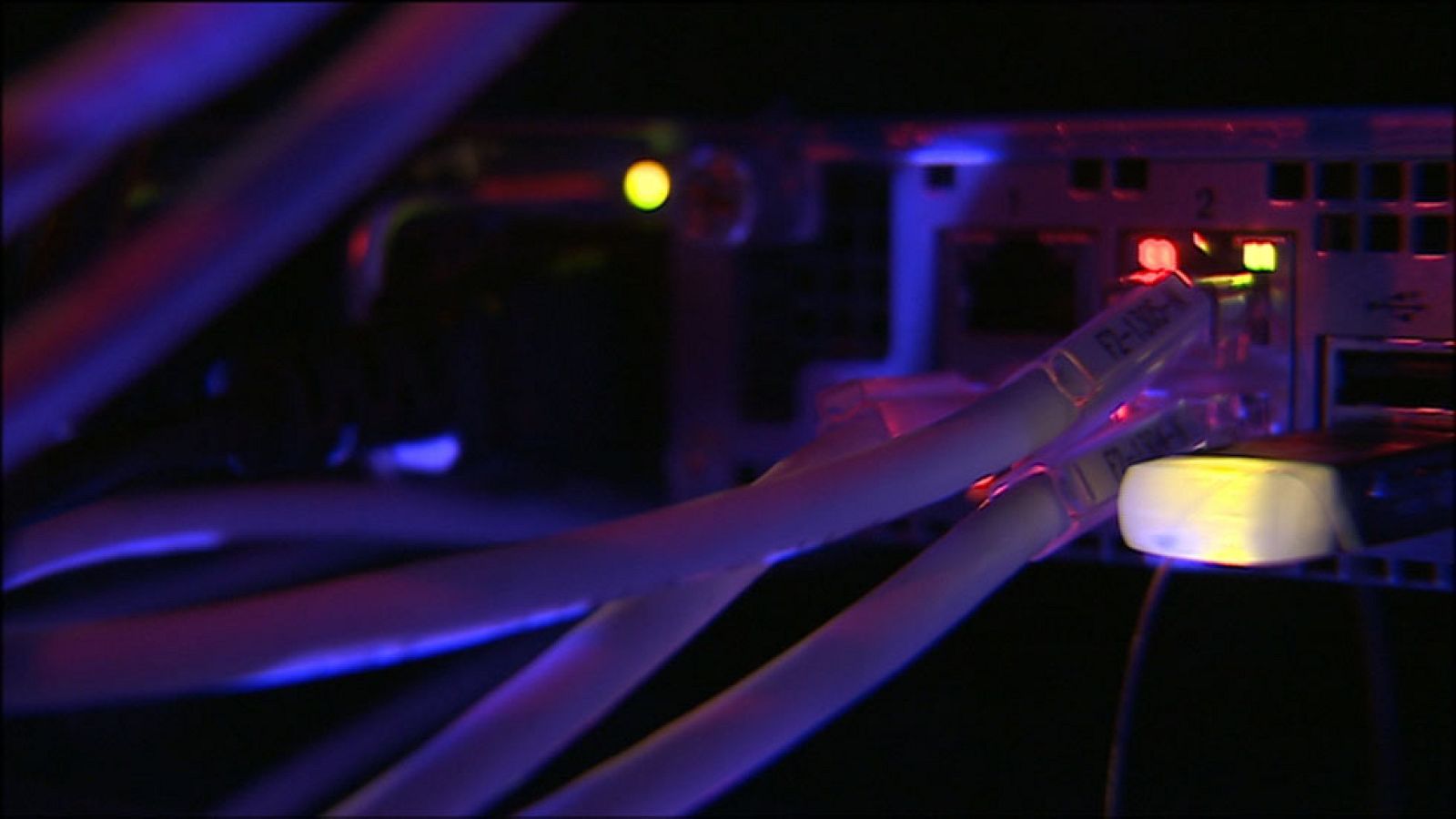 El domingo se conocieron otros detalles de la investigación de la masacre de Múnich, como que el atacante, Ali David Sonboly, estaba en tratamiento psiquiátrico por ansiedad, depresión y fobia social y preparó el ataque con un año de antelación. Tamb