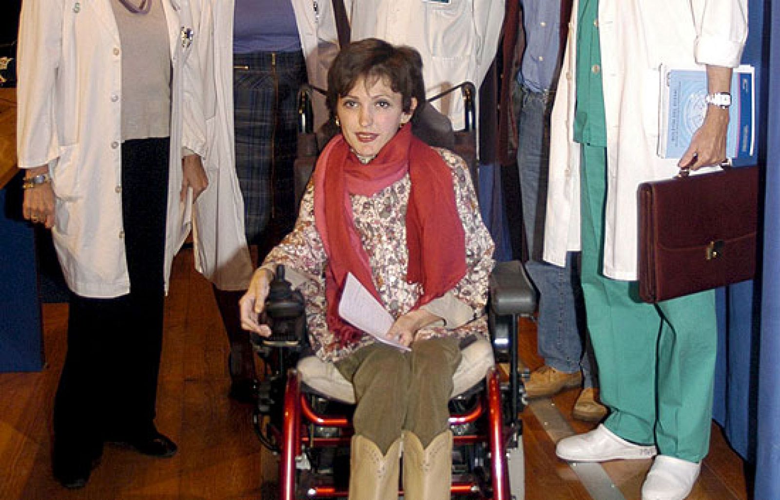 Una mujer con atrofia muscular da luz a su segundo hijo - Ciencia y tecnología en Rtve.es | Ver