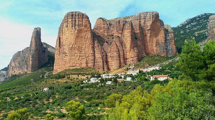 España Directo - Dormir suspendido ¡a 100 metros del suelo!