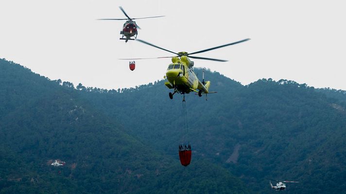 Telediario 1 - La lluvia y la bajada de las temperaturas ayudan a la extinción del incendio de Artana, en Castellón