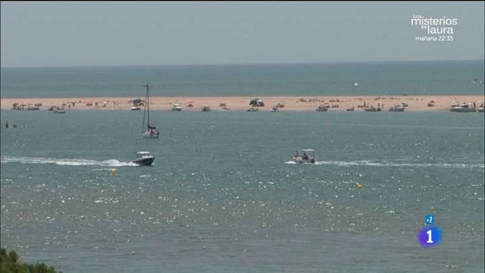 Comando Actualidad - Sangre y arena - La única playa virgen