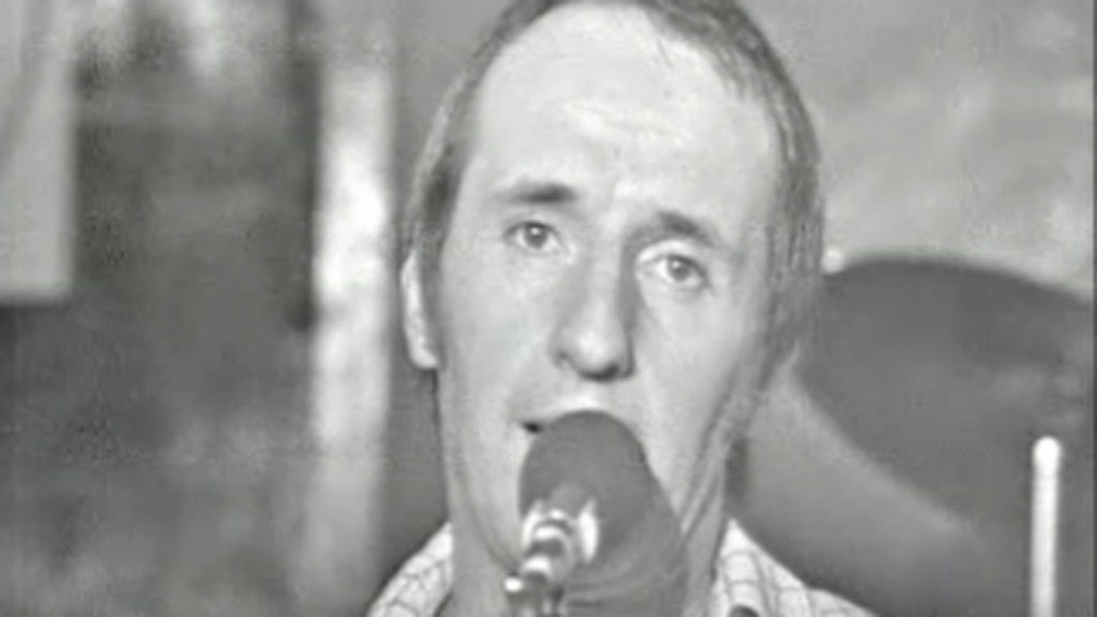 Voces a 45 - La canción del verano