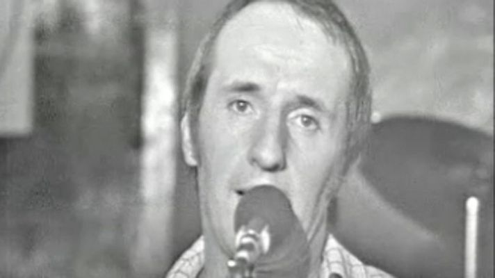 Voces a 45 - La canción del verano