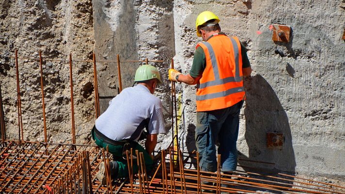 Telediario 1 - El 30% de los españoles sufre síndrome postvacacional