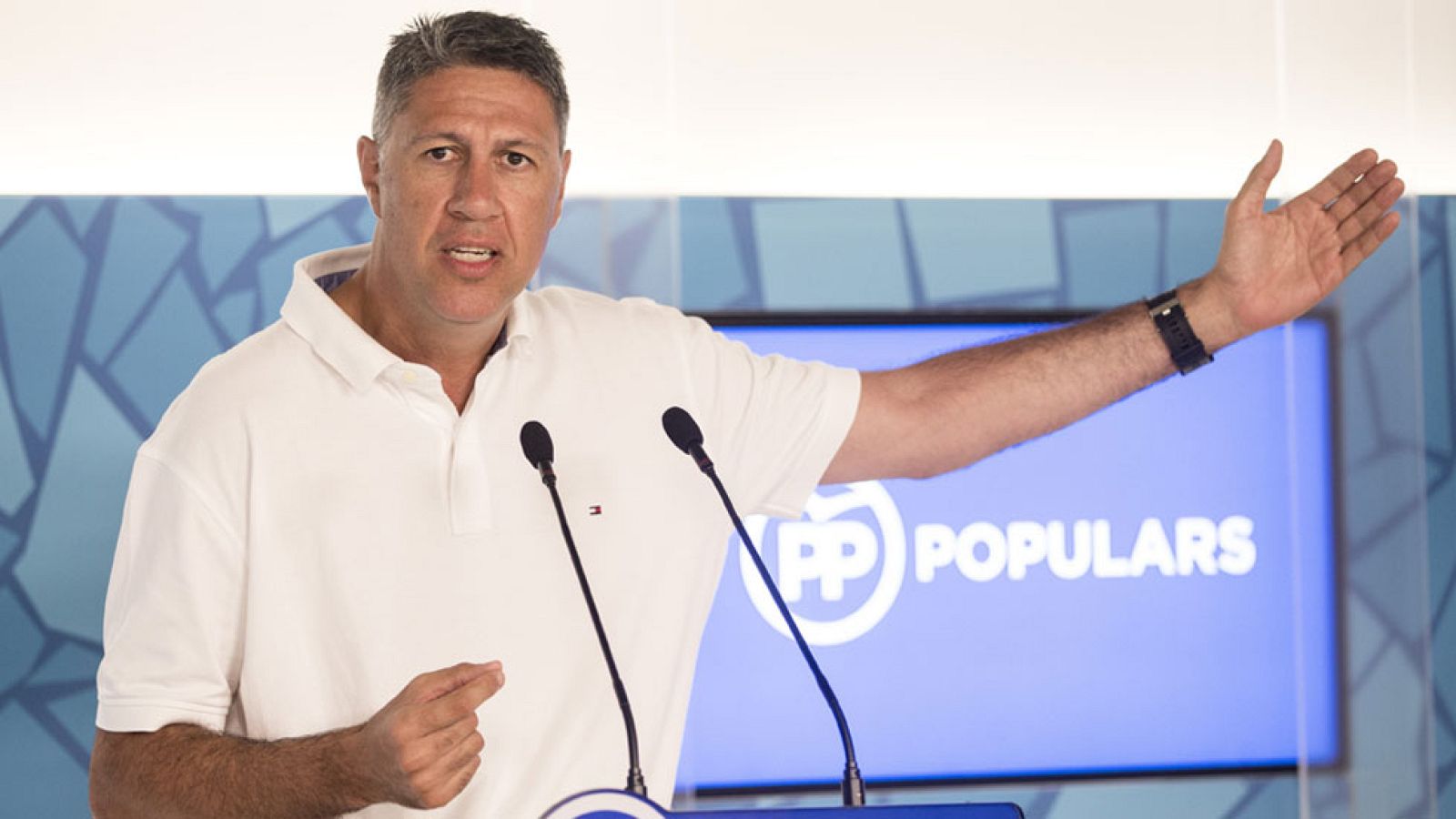 Ciudadanos advierte de que Cataluña "podría quedar un limbo" y el PP pide "responsabilidad" a los independentistas