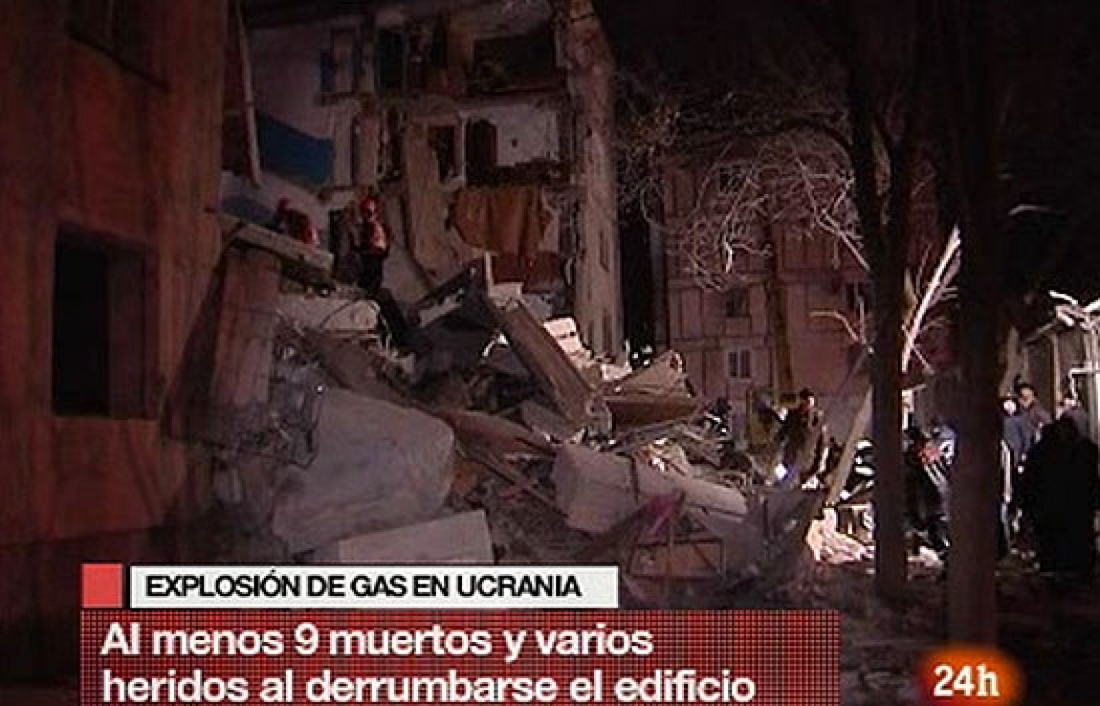 Nueve personas han muerto tras la explosión de un edificio de apartamentos en Ucrania que podría haberse producido por una explosión de gas.