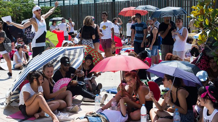 Telediario 1 - 46.000 personas esperan en Barcelona el único concierto de Beyoncé en España