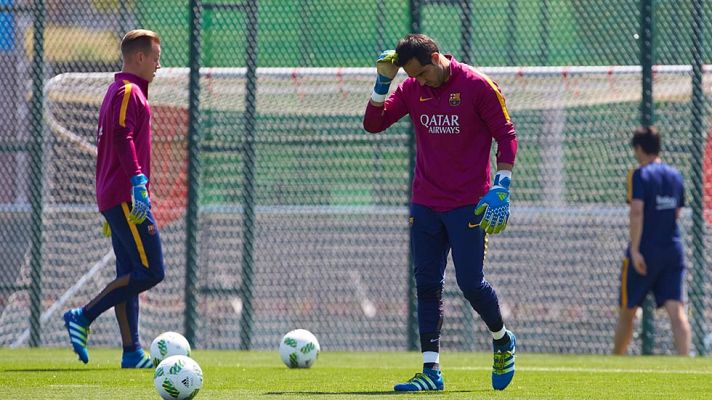 Telediario 1 - Ter Stegen y Bravo luchan por la titularidad