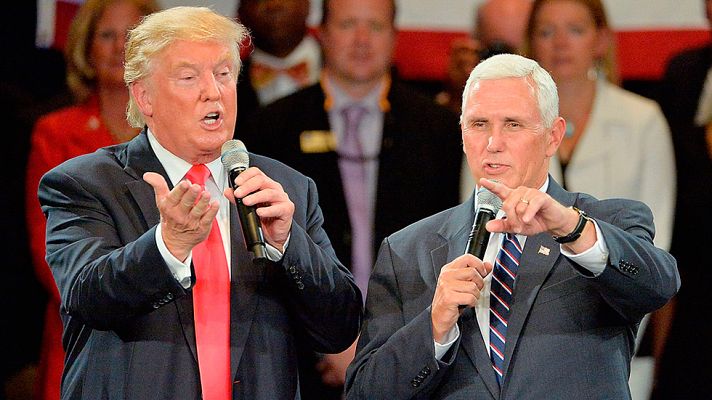 Informativo 24h - El candidato a vicepresidente se desmarca de Trump, que a su vez califica a Obama de "francamente incompetente"