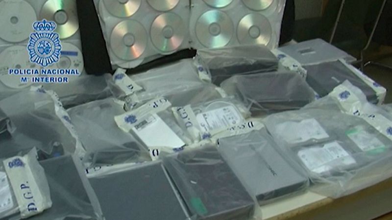 La Policía Nacional ha detenido a 7 personas por intercambiar pornografía infantil en diferentes plataformas de internet