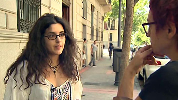 Telediario 1 - Turquía deporta a la periodista española Beatriz Yubero tras retenerla durante 36 horas