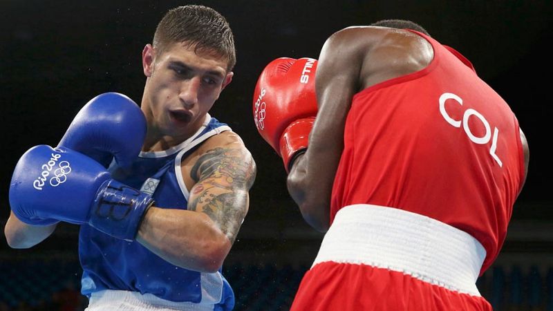 Samuel Carmona pierde con el colombiano Martínez