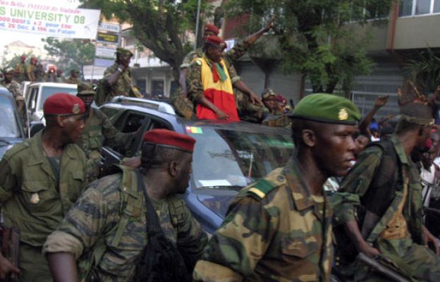  - Golpistas buscan apoyos en Guinea