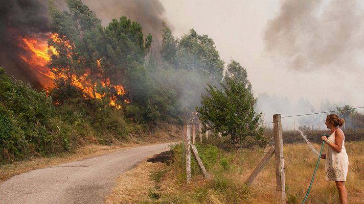 Telediario 1 - Un vídeo grabado por un vecino demostraría que el incendio de Arbo, en Pontevedra, fue provocado