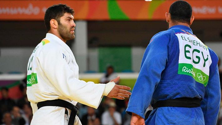 Telediario 1 - Río 2016 | Un judoca egipcio niega el saludo a su rival israelí