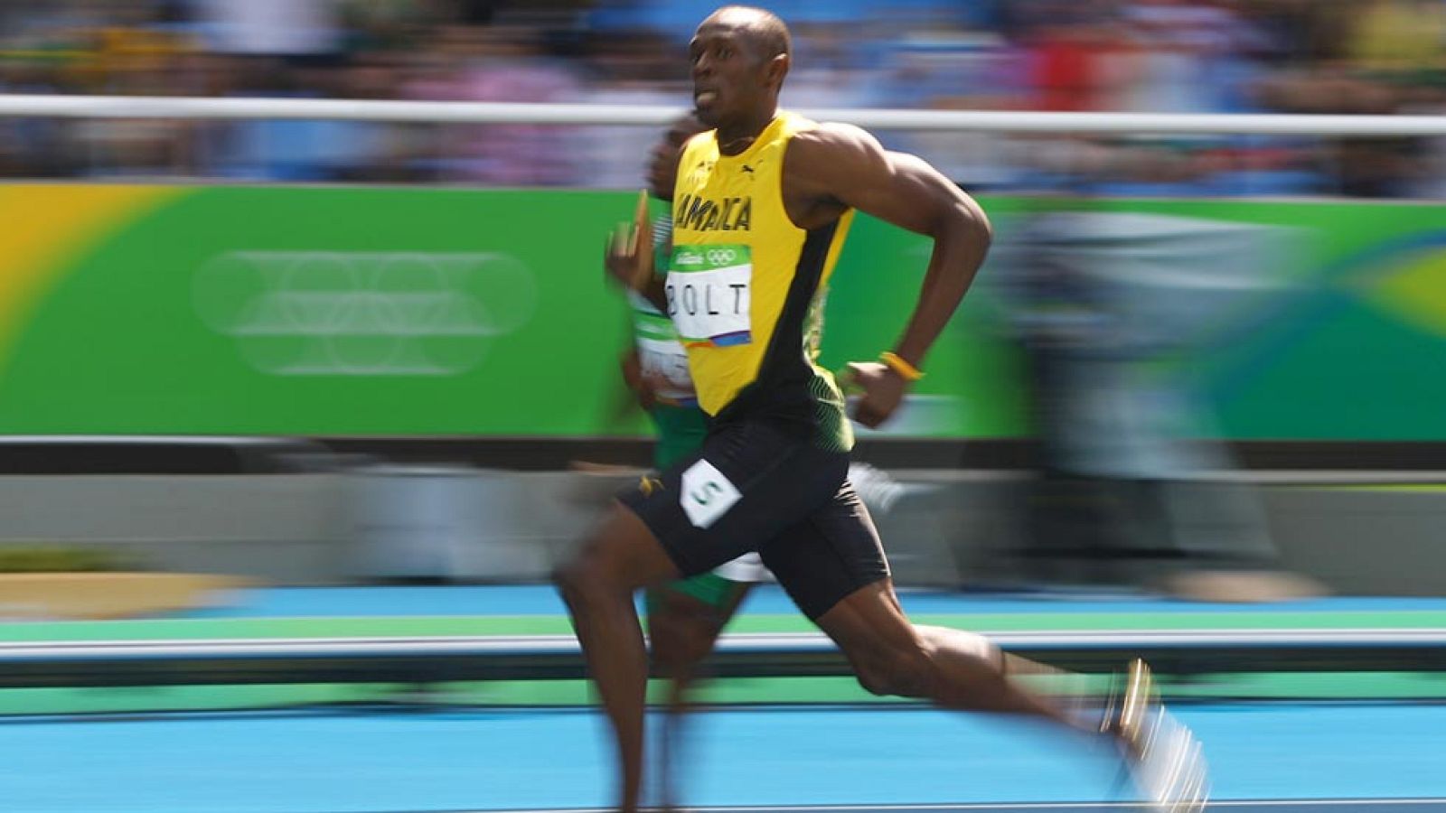 Bolt prolonga su 'paseo' en Río y se mete en las semis de los 200 metros - Río 2016 | Ver