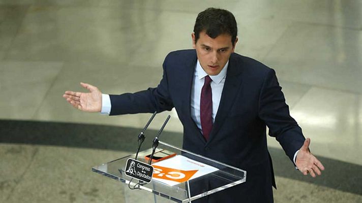Telediario 1 - Rivera ha anticipado que Rajoy se compromete a fijar fecha de investidura hoy y descarta entrar en un posible gobierno