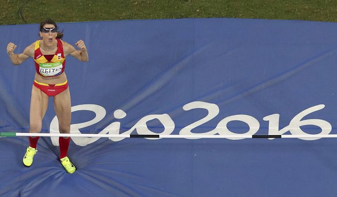 Río 2016 - Río 2016 - Atletismo | Ruth Beitia salta 1,97 y gana el salto de altura