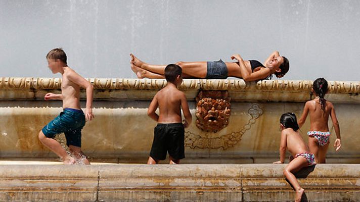 Telediario 1 - Alerta amarilla por calor en media Península
