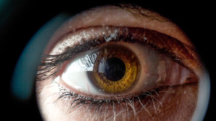 Telediario 1 - Detenido por grabar a los turistas a los que ofrecía su piso gratis en una plataforma de internet